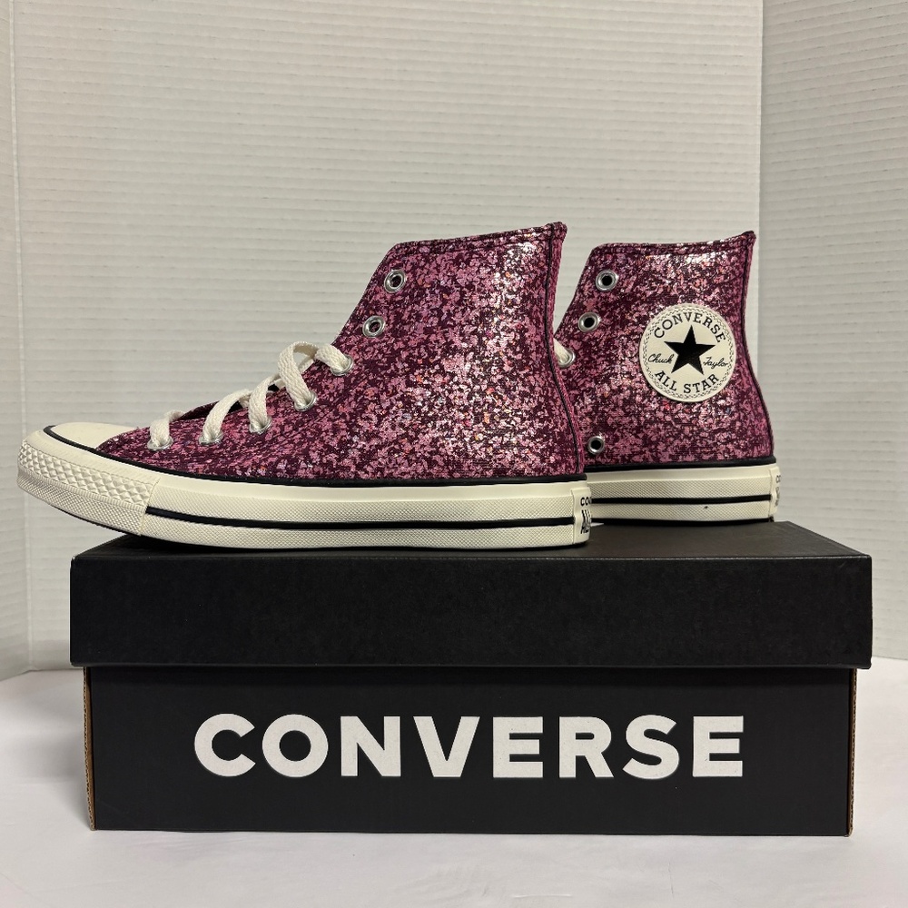 Women's Converse Chuck Taylor All Stars Sneakers High Top Purple Size 6.5 NWT